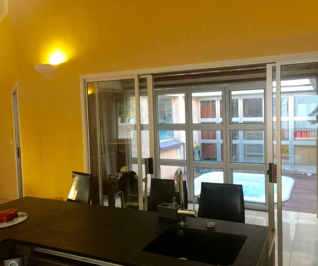 Sun Villa Chambre Chez L Habitant Saint-Denis Exterior photo